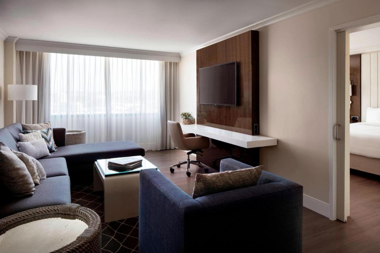 Irvine Marriott Hotell Eksteriør bilde