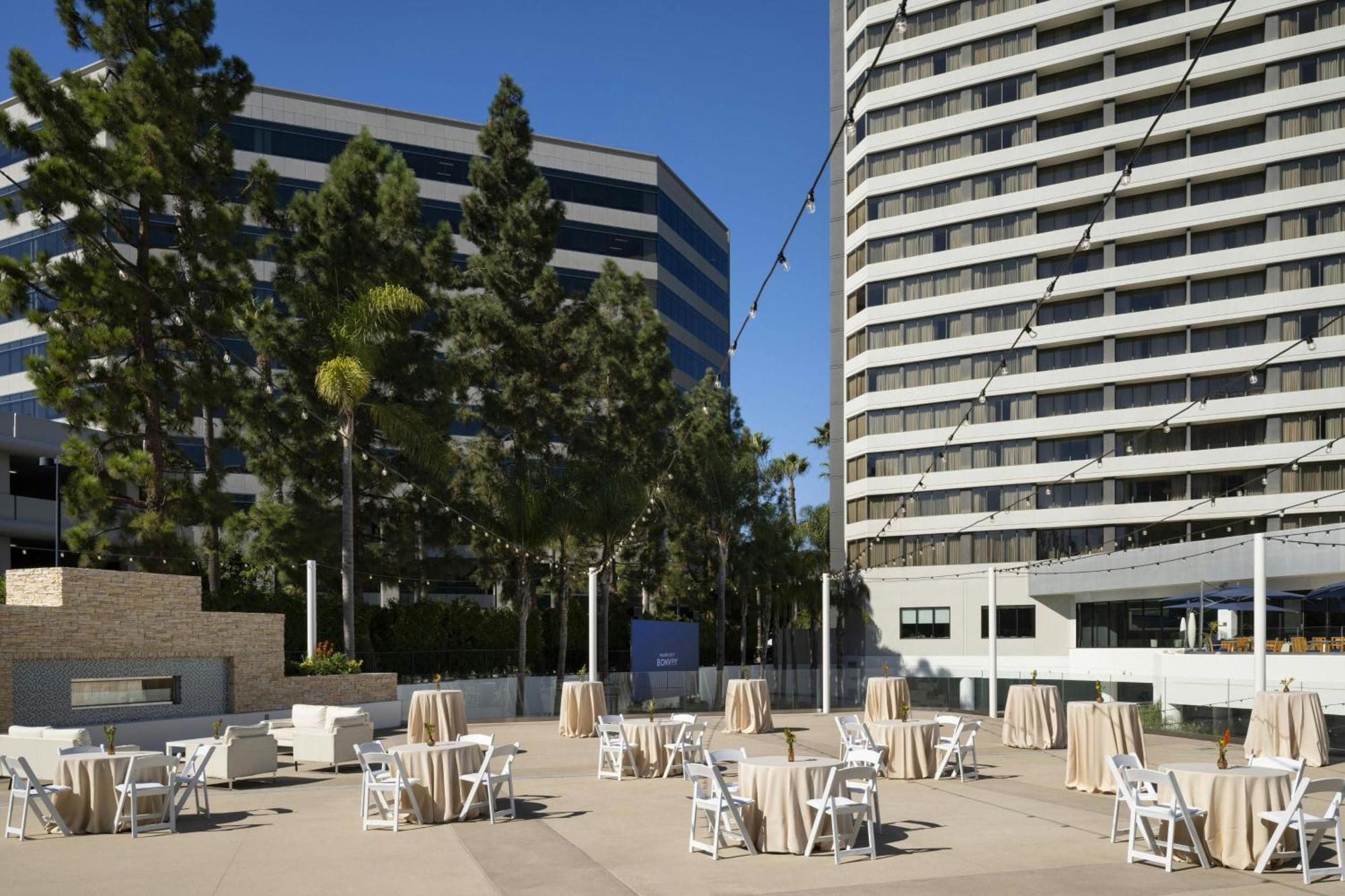 Irvine Marriott Hotell Eksteriør bilde